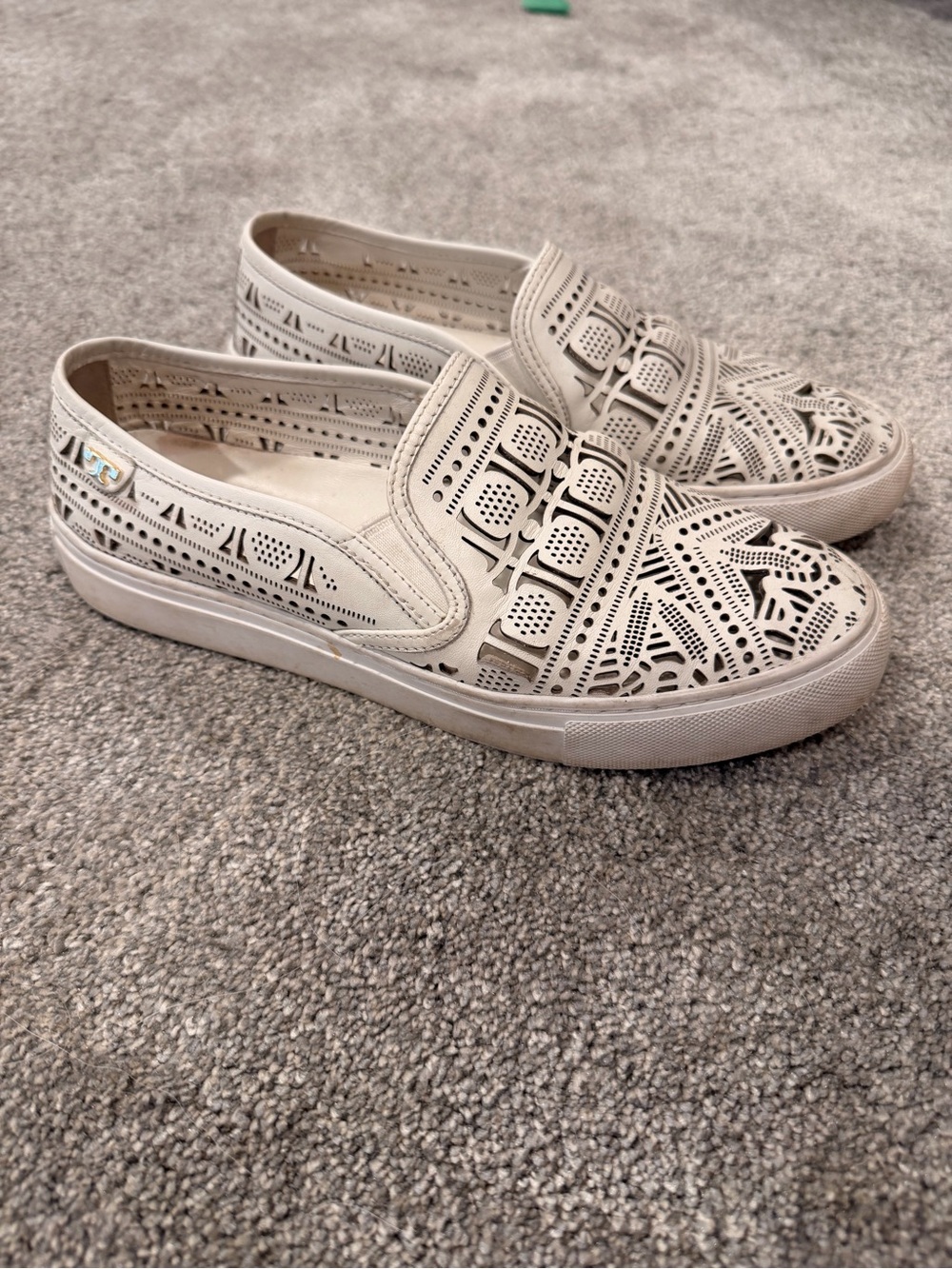 Tory Burch Roselle White Laser Cut Leather Slip On Sneakers Size 8.5M - Picture 2 of 4